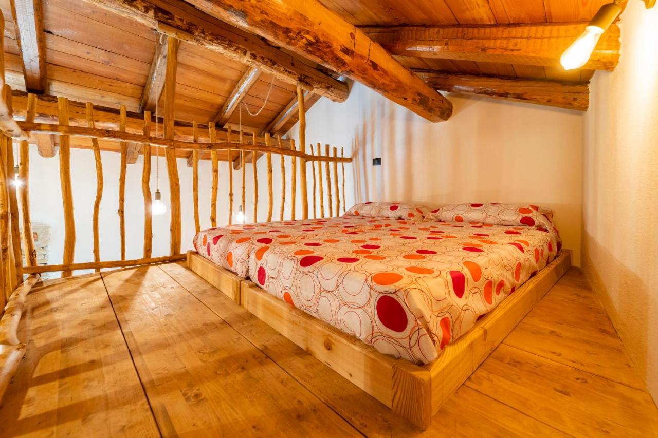 Country House Le Gaie Allegre Villar San Costanzo エクステリア 写真